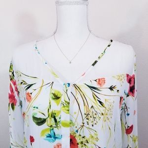 Gorgeous White Floral Top